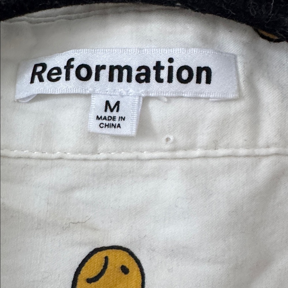 Reformation Will Smiley Button Front Shirt Size M - Picture 7 of 9